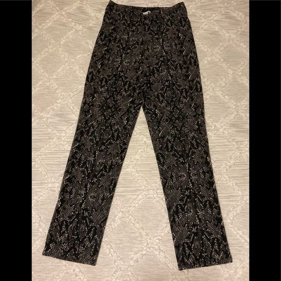 Snakeskin pants/jeggins Size 6 - Picture 2 of 6